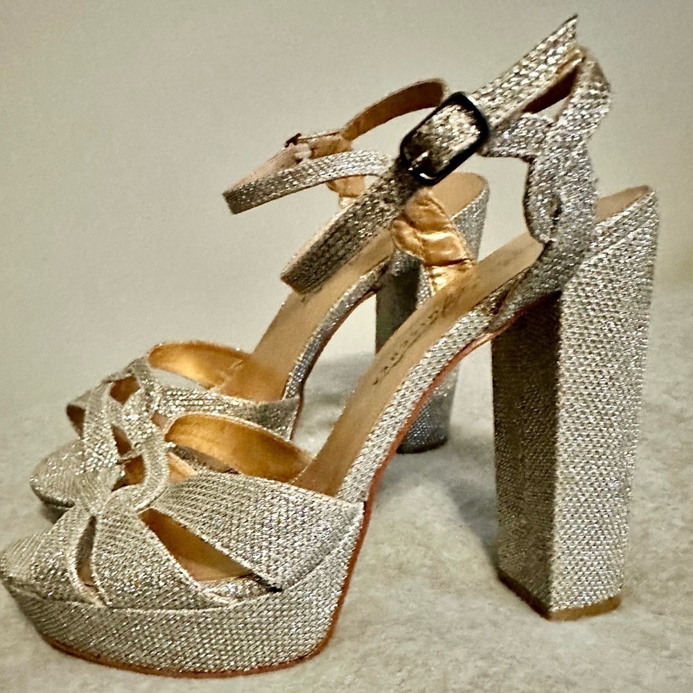 Badgley Mischka silver glitter shoes size 9 prom wedding - Picture 5 of 9